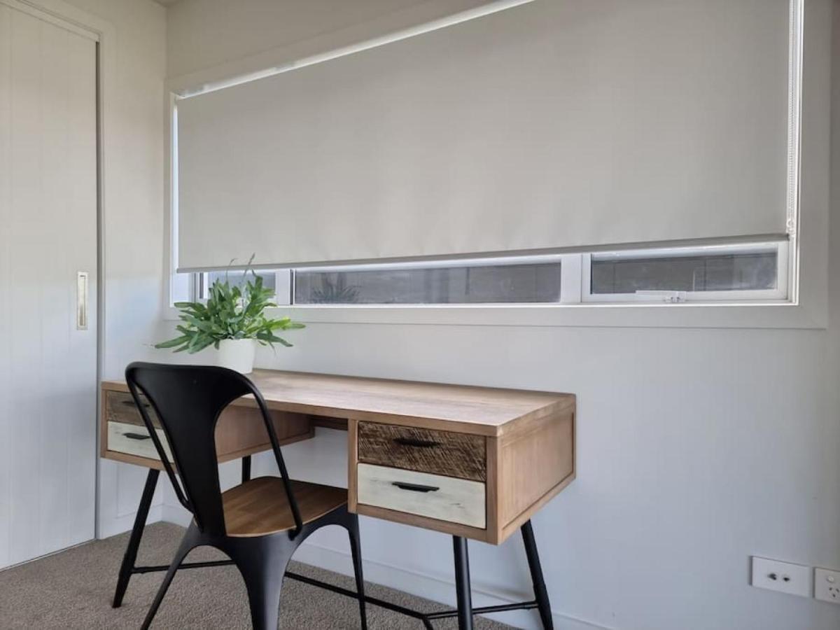 Fabulous Castor Bay 1 Bedroom With Views And Skytv Auckland Buitenkant foto